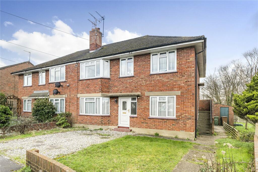 2 bedroom for sale in Underwood Avenue, Ash, Surrey, GU12