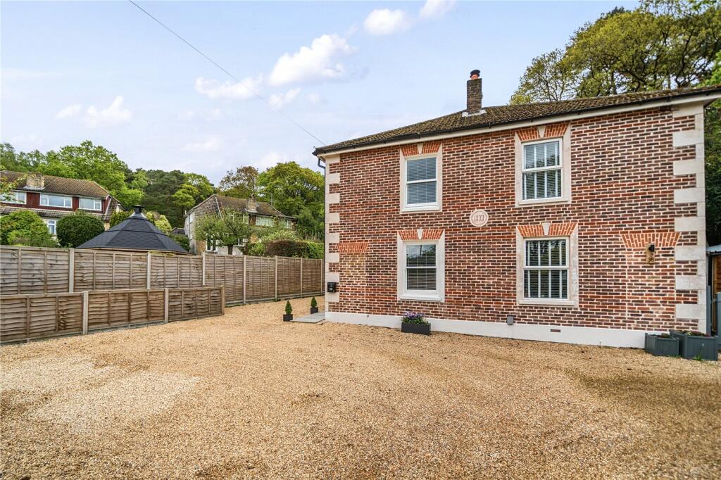 3 bedroom semidetached house for sale in Ash Hill Road, Ash, Surrey, GU12