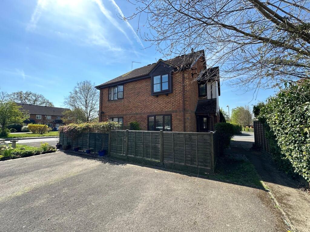 Main image of property: Nether Vell-Mead, Church Crookham, Fleet, Hampshire, GU52