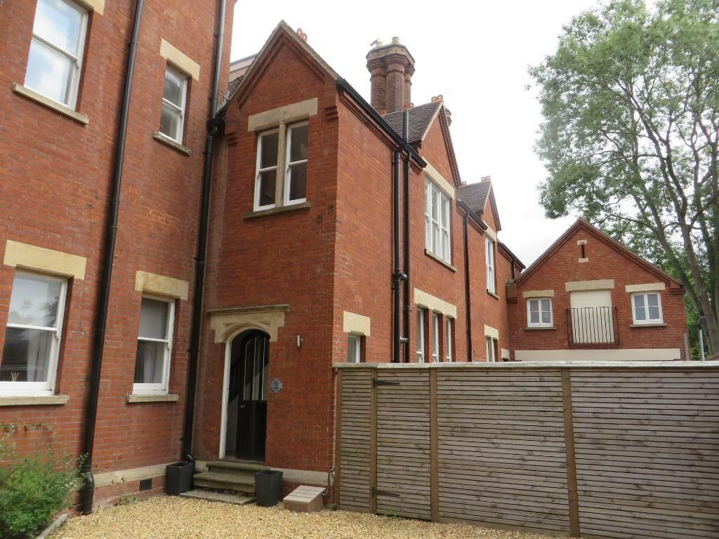 Main image of property: Kensington Gardens, Bedford, Bedfordshire, MK40