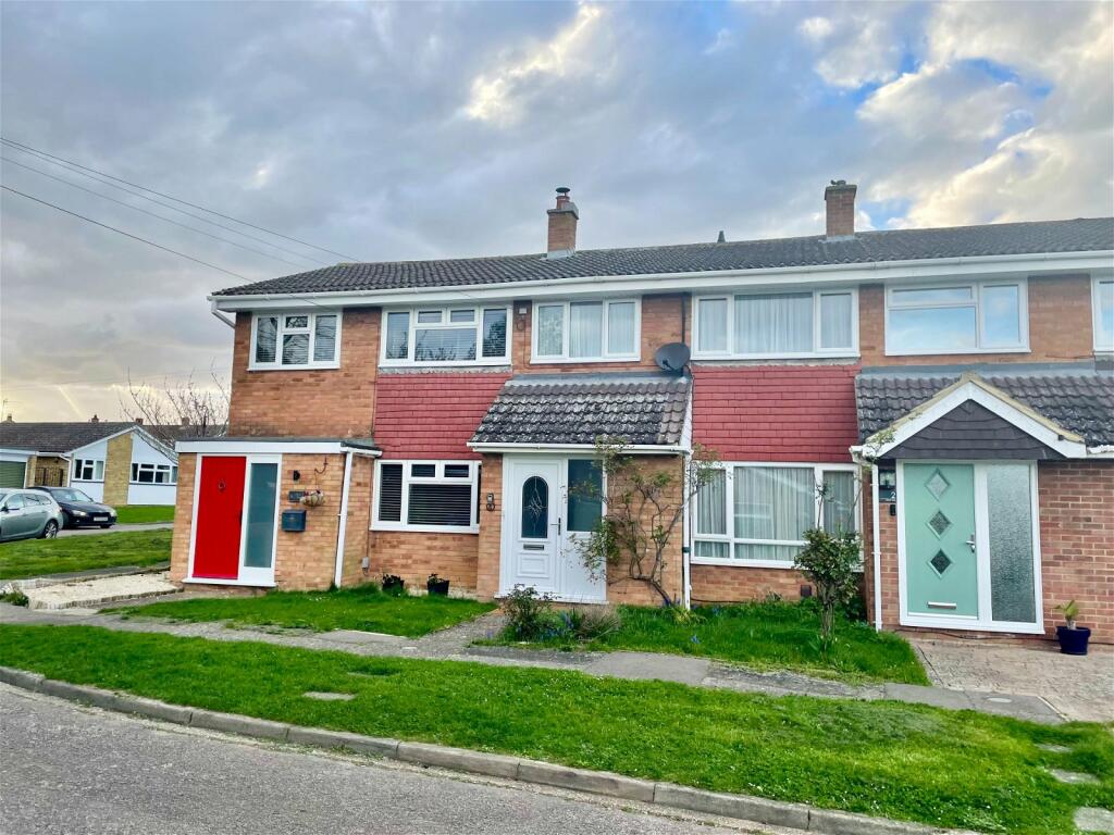 3 bedroom terraced house for sale in Olivier Way, Clifton, Shefford