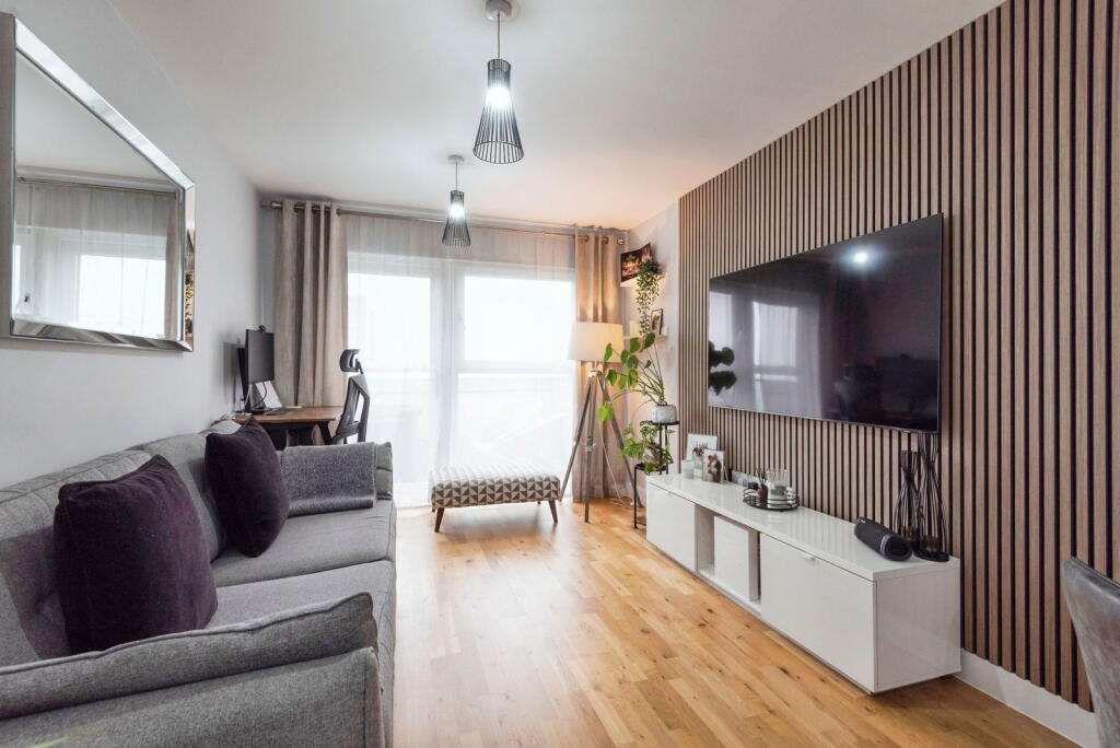 Main image of property: Park Place, Stevenage, SG1 1BH