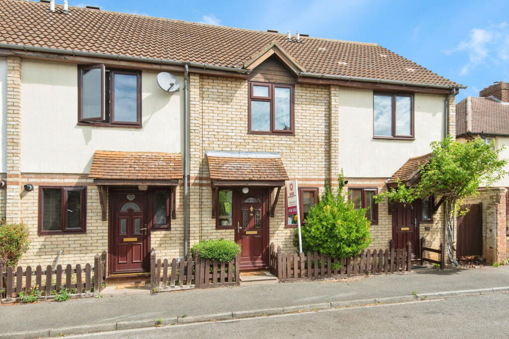 Main image of property: Blunham Road, Biggleswade, SG18 8BY