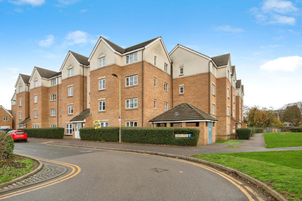 Main image of property: Crowe Road, Bedford, MK40 4FY