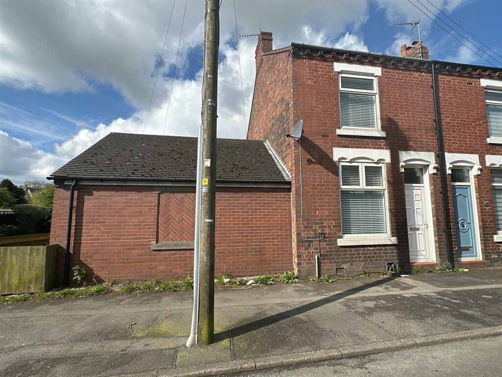 2 bedroom house for sale in High Street, Talke Pits, ST7
