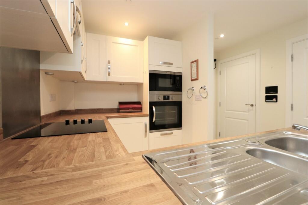 1 bedroom retirement property for sale in Adlington House, Moorside