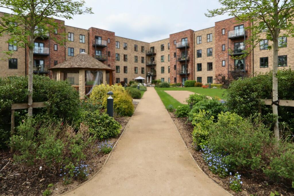 2 bedroom retirement property for sale in Jacobs Gate, Troutbeck Road