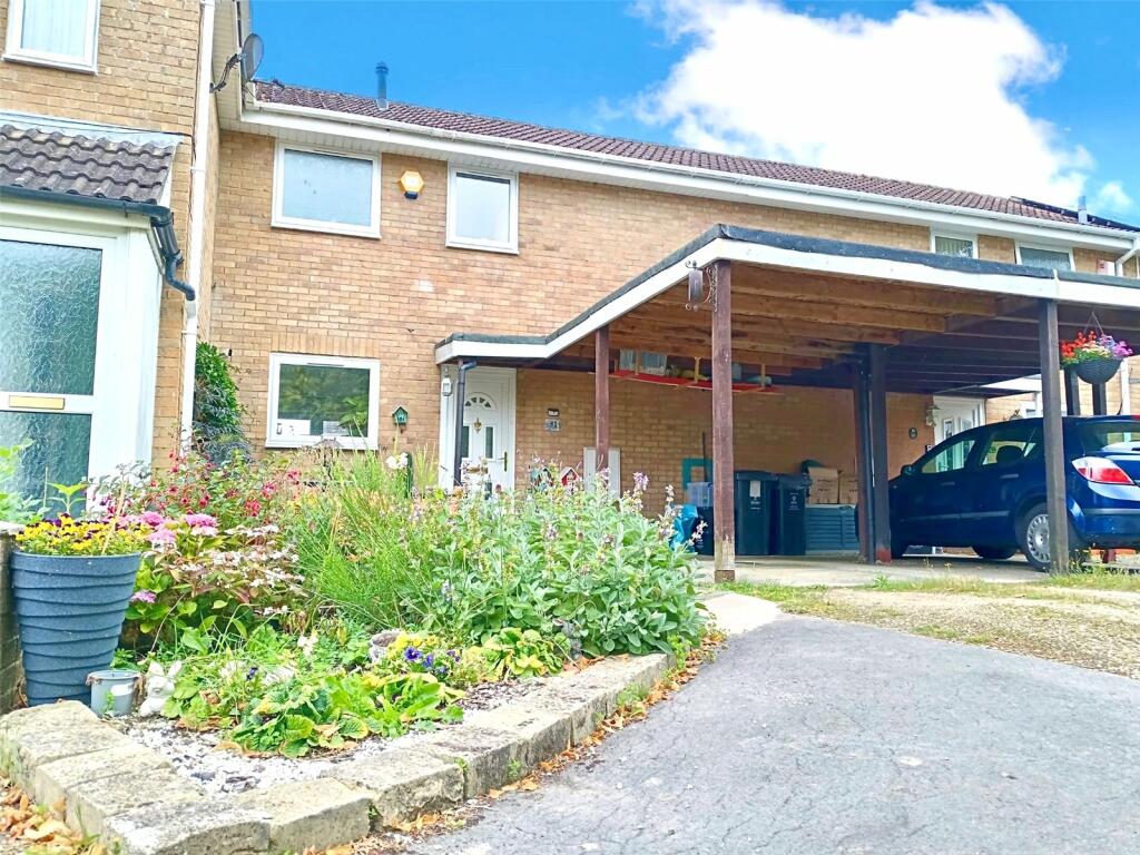 2 bedroom terraced house for sale in Bellver, Toothill, Swindon, SN5