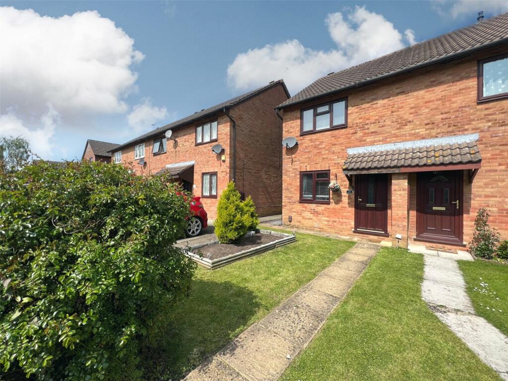 2 bedroom end of terrace house for sale in Sandpiper Bridge, Covingham