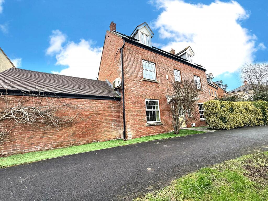 Main image of property: Twineham Road, Swindon, Wiltshire