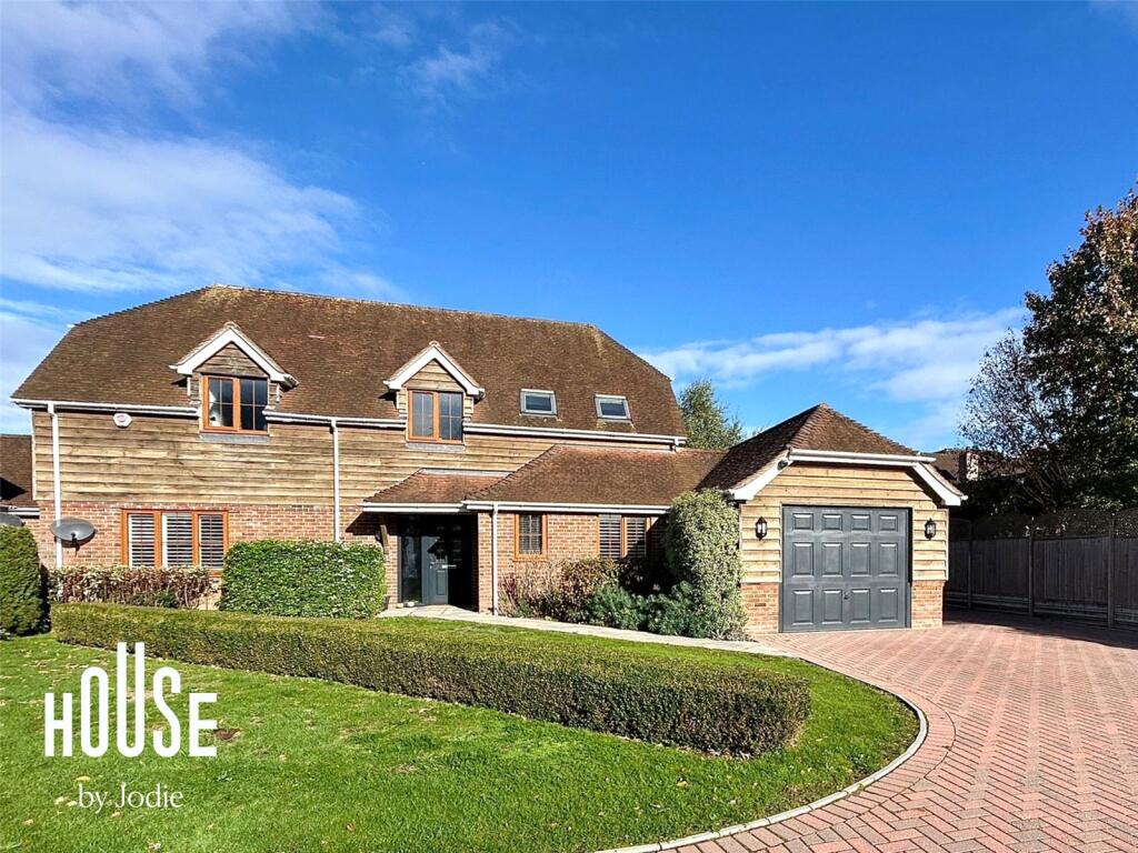 Main image of property: Greenless Close, Wickham, PO17