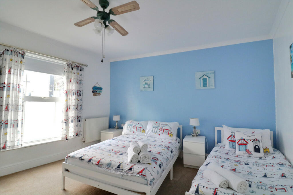 Additional image 10 of Guest House, Walton On The Naze, CO14