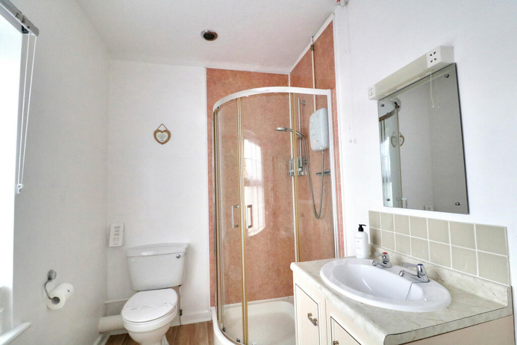 Additional image 4 of Guest House, Walton On The Naze, CO14