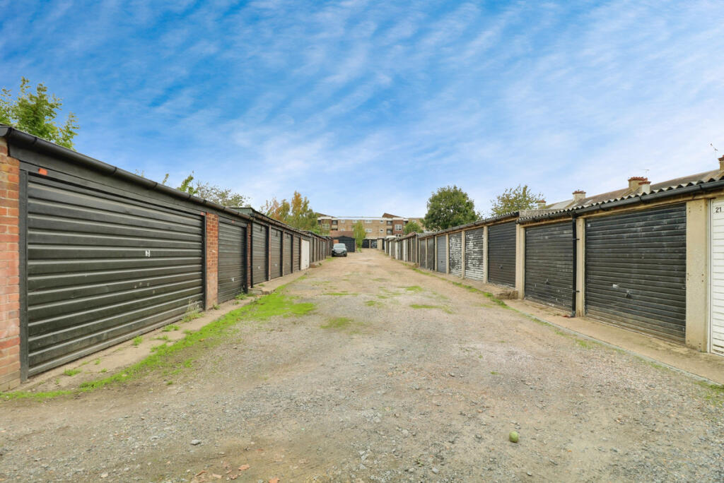 Main image of property: Ilfracombe Avenue, Southend-on-sea, SS1