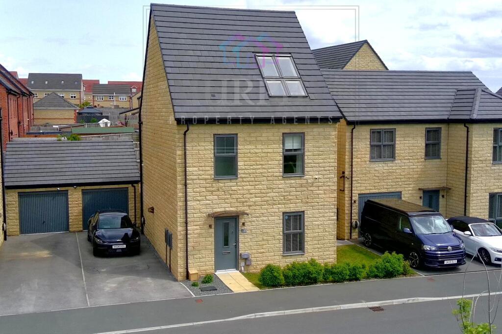 Main image of property: The Hawthorns, Pontefract, West Yorkshire