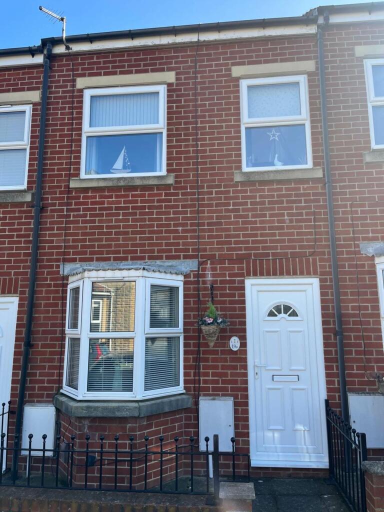 3 bedroom terraced house for sale in Upleatham Street, Saltburn By The