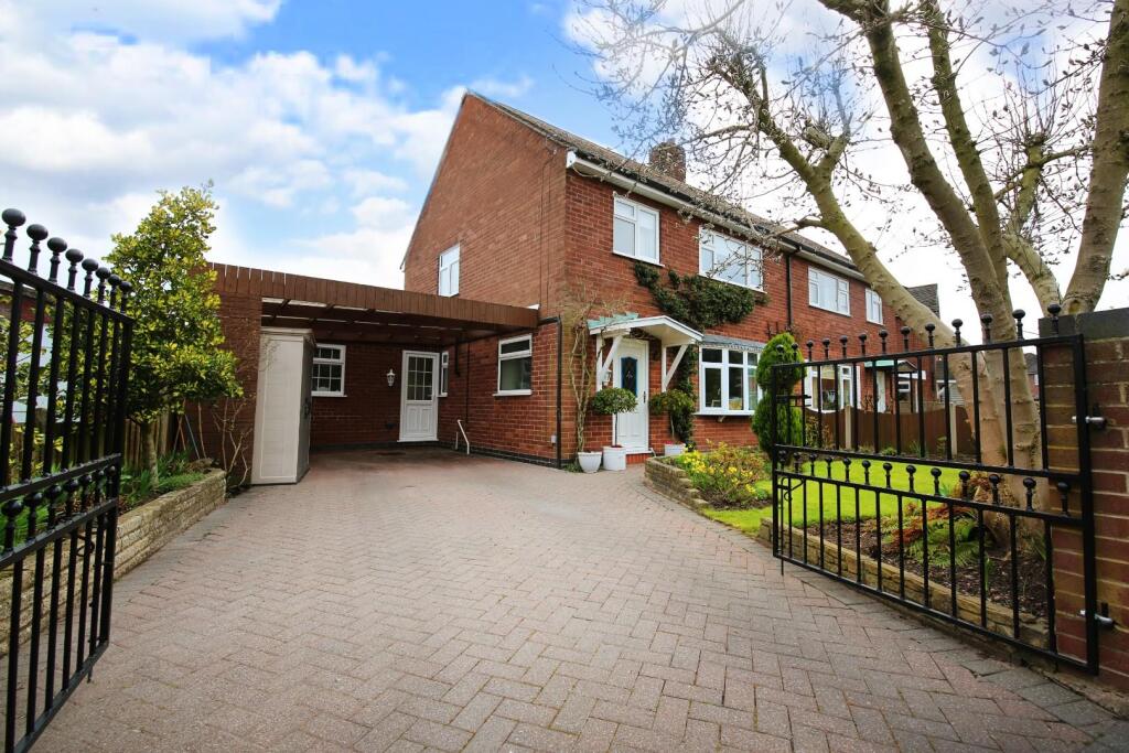 Main image of property: Hawthornden Close, Uttoxeter