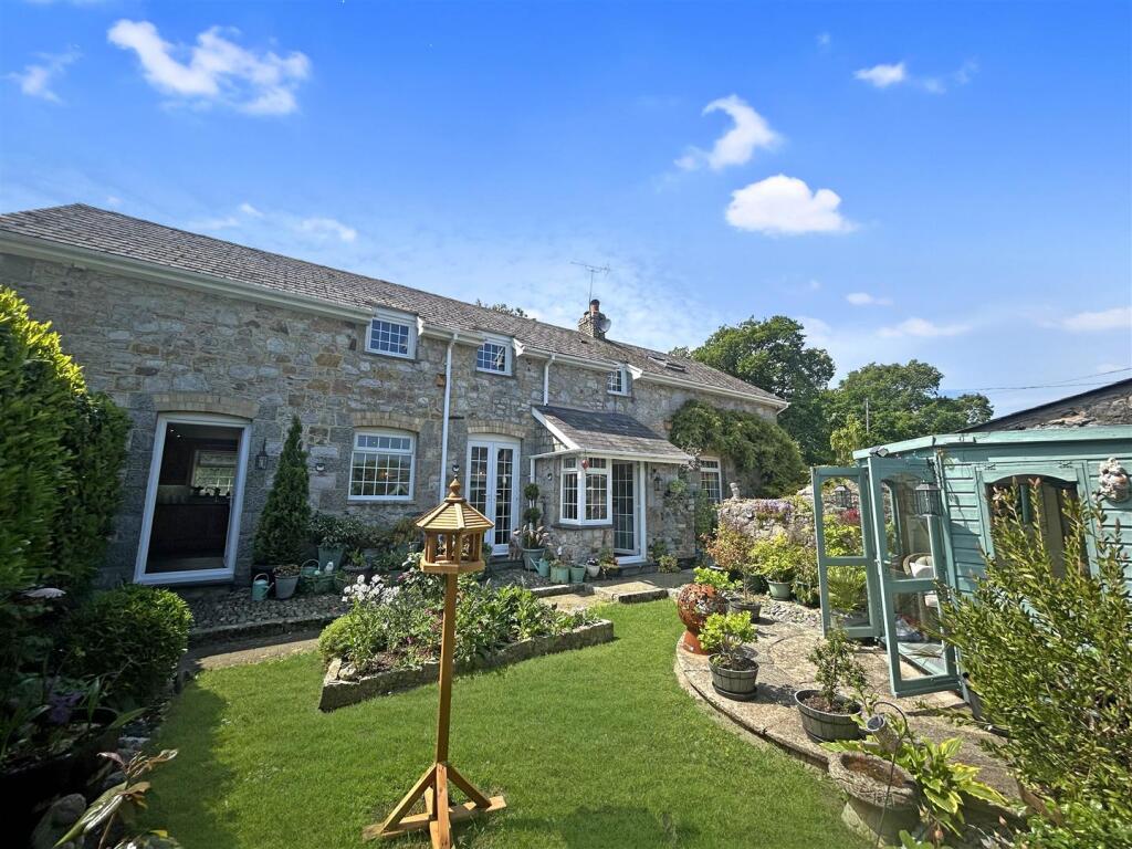 Main image of property: Teigngrace