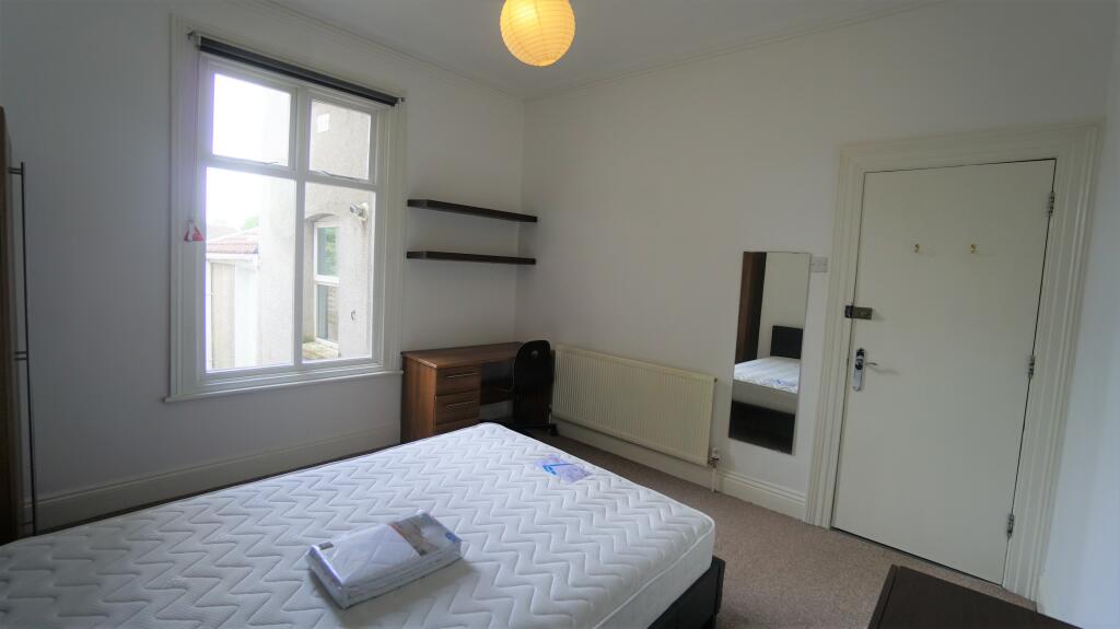 Additional property image - Downend Road, Fishponds, Bristol, BS16