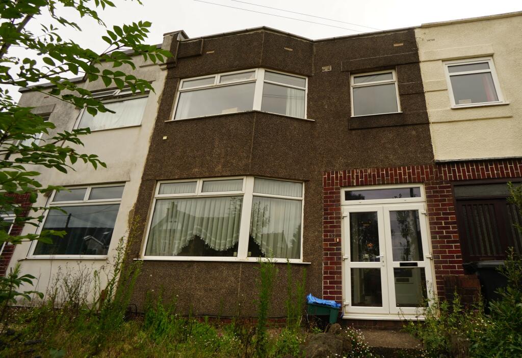 5 bedroom semi-detached house for rent in Snowdon Road, Fishponds, Bristol, BS16
