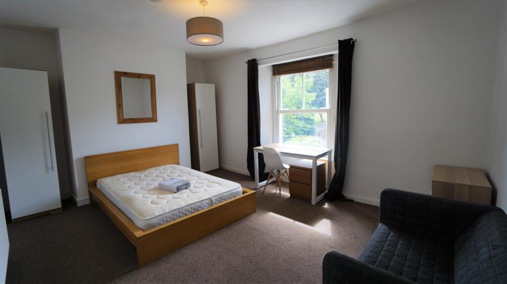 Additional property image - Cheltenham Road, Bristol, BS6