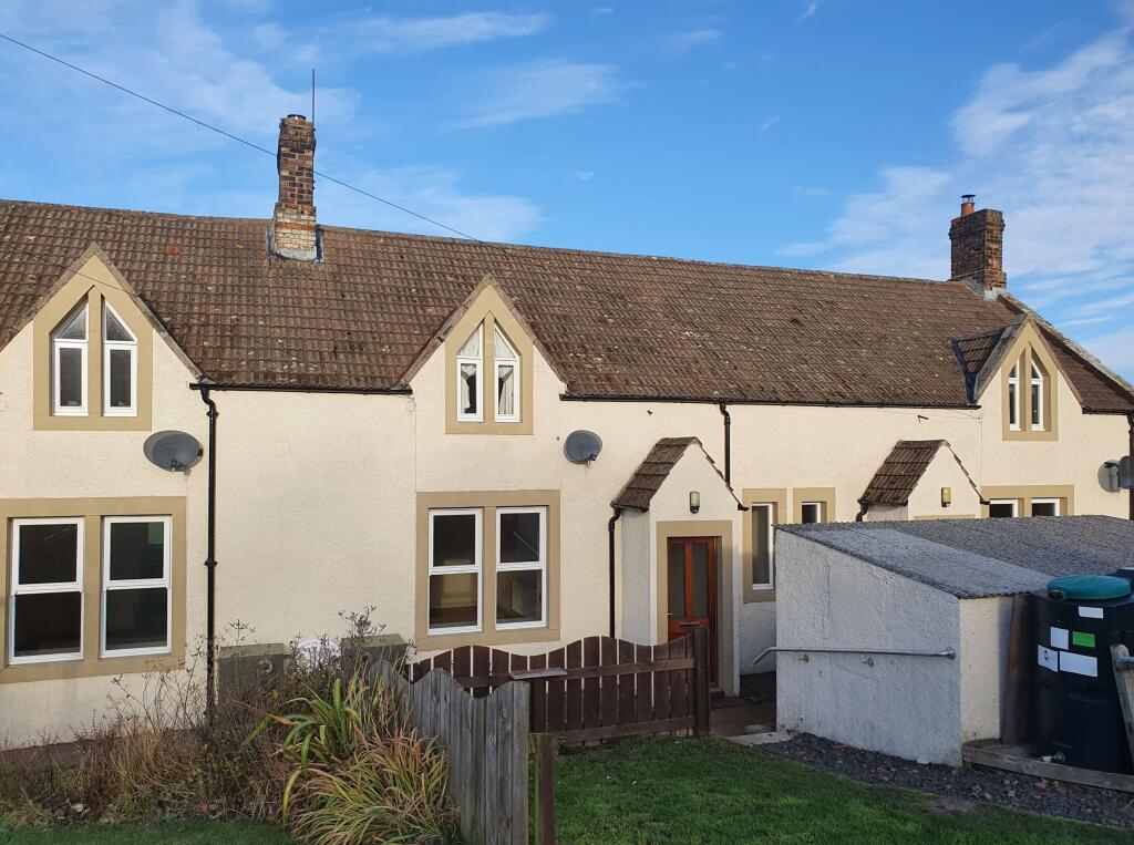 Main image of property: 3 Sunilaws Cottages