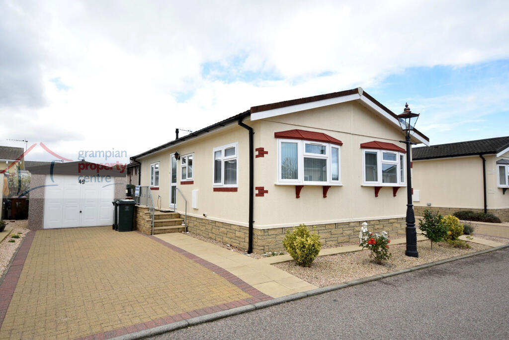 Main image of property: Ashgrove Park, Elgin, IV30 1UR