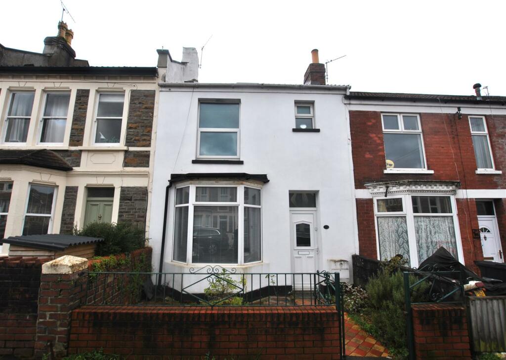 3 bedroom terraced house for sale in Sandown Road, Brislington, Bristol