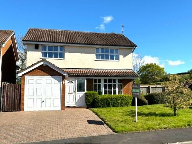 4 bedroom detached house for sale in Arrowfield Close, Whitchurch, BS14
