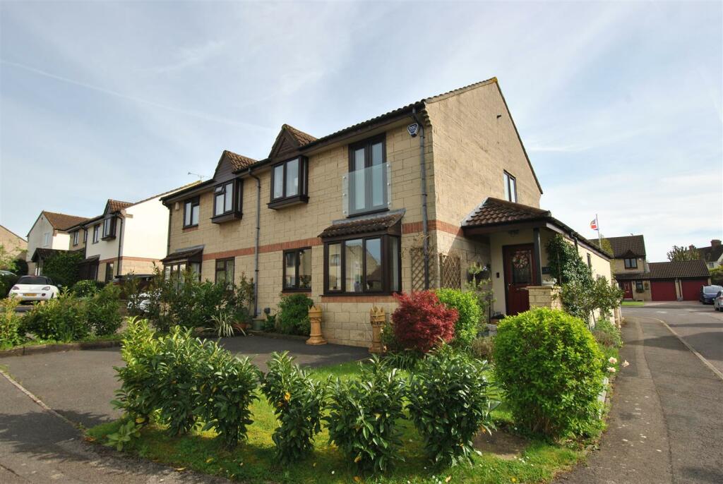 4 bedroom semi-detached house for sale in Staunton Fields, Whitchurch, Bristol, BS14
