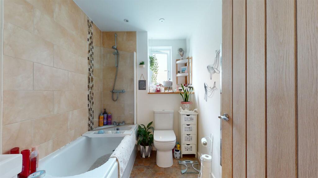 Additional property image - Hanham Road, Bristol