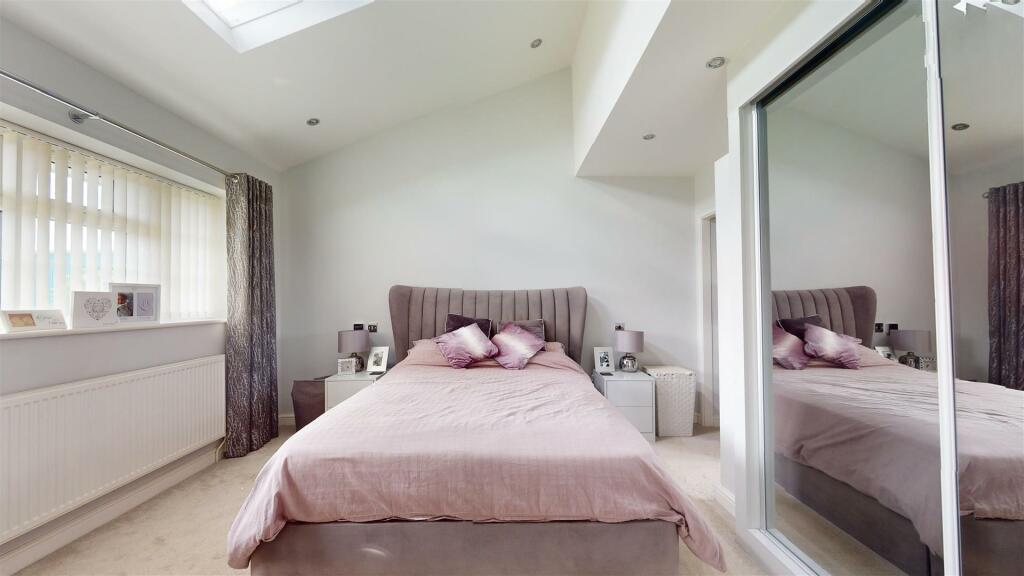 Additional property image - Regency Drive, Bristol