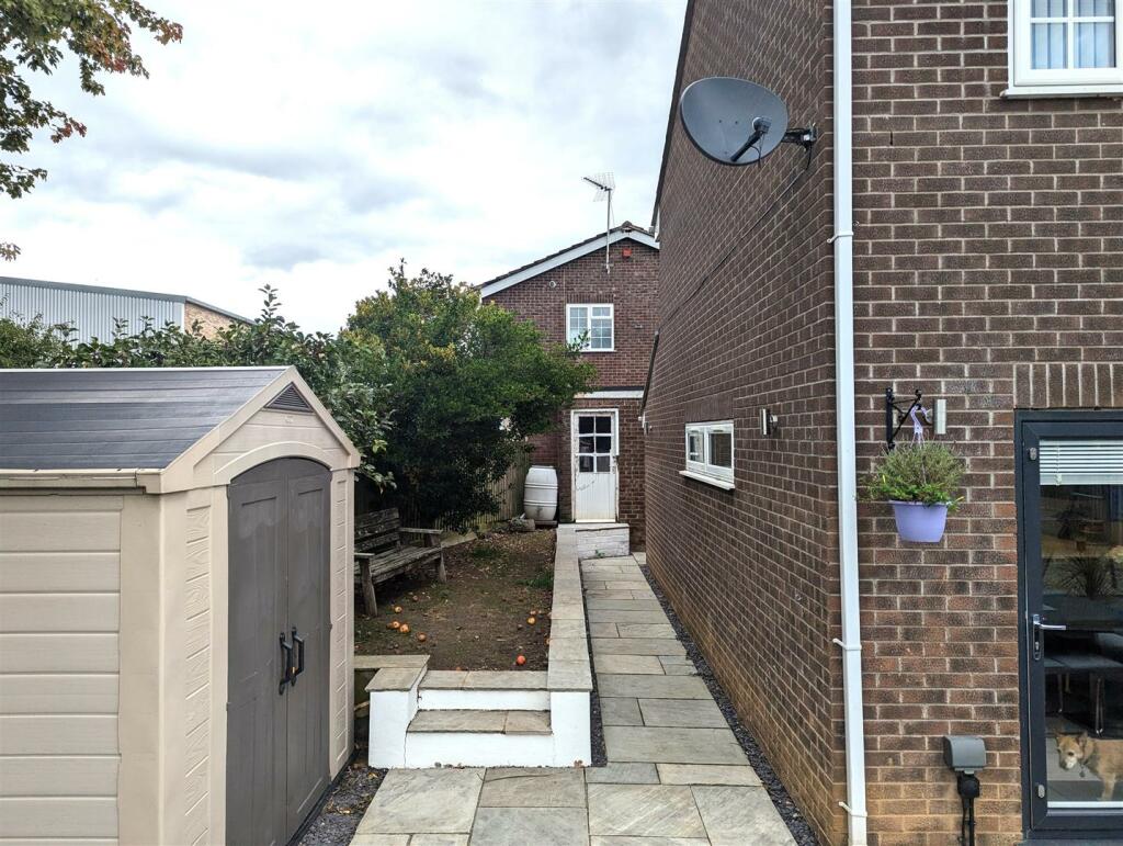 Additional property image - Regency Drive, Bristol