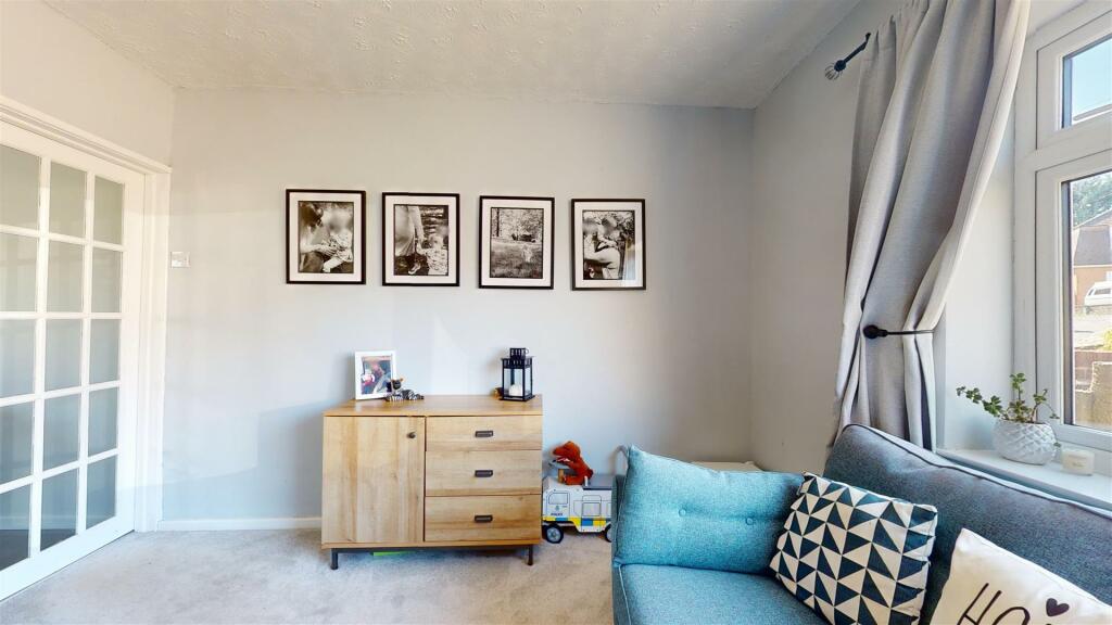 Additional property image - Woodleigh Gardens, Whitchurch, Bristol
