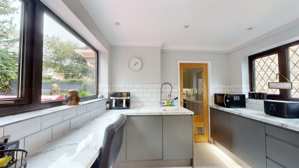 Additional property image - Little Birch Croft, Whitchurch, Bristol
