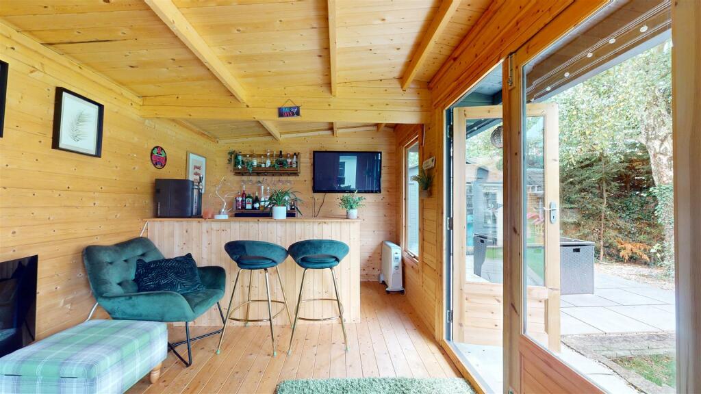 Additional property image - Little Birch Croft, Whitchurch, Bristol