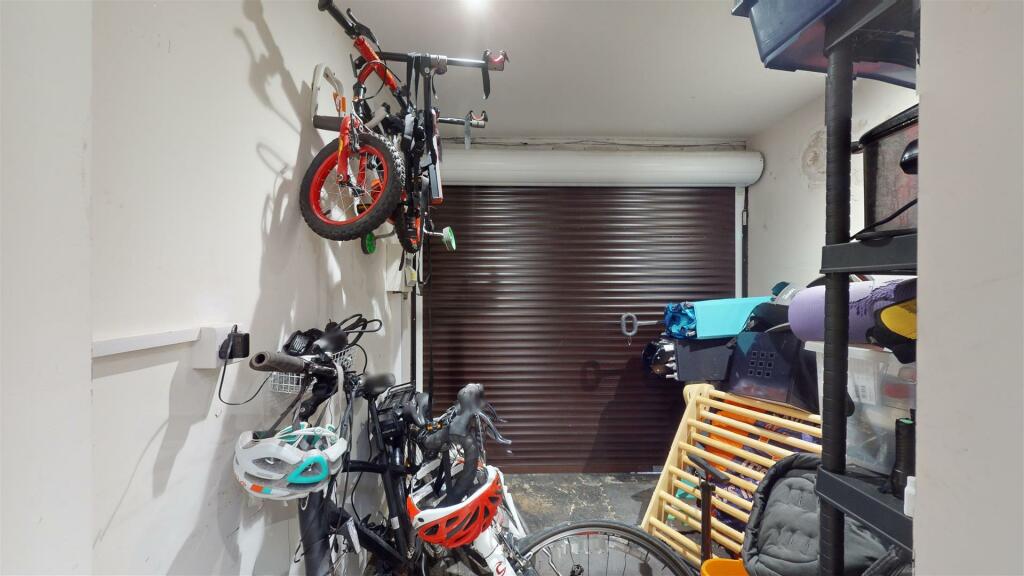 Additional property image - Little Birch Croft, Whitchurch, Bristol