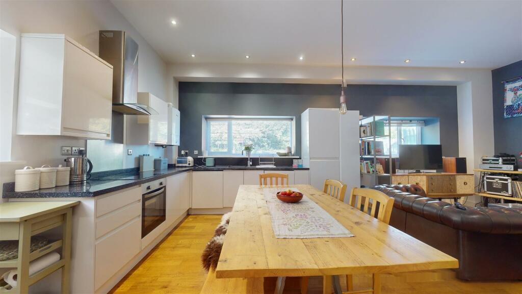 Additional property image - Stanley Hill, Totterdown, Bristol