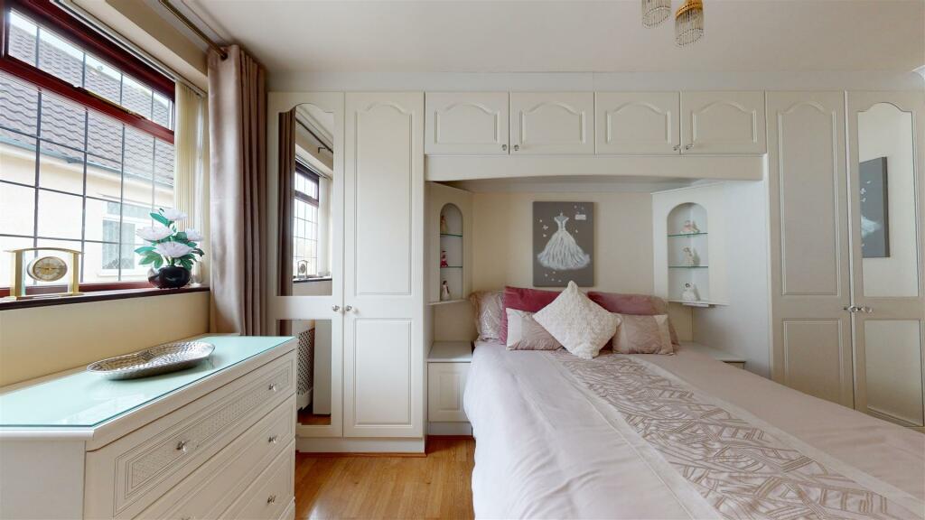Additional property image - Stoney Bridge, Whitchurch Lane
