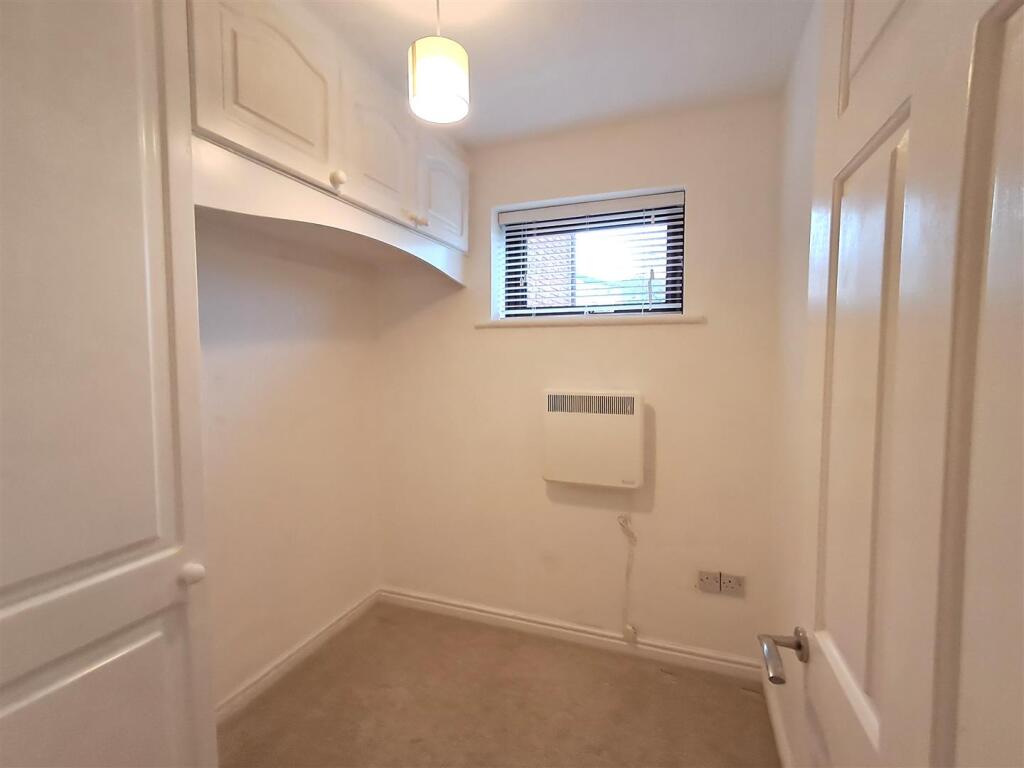 Additional property image - Barrington Court, Bristol