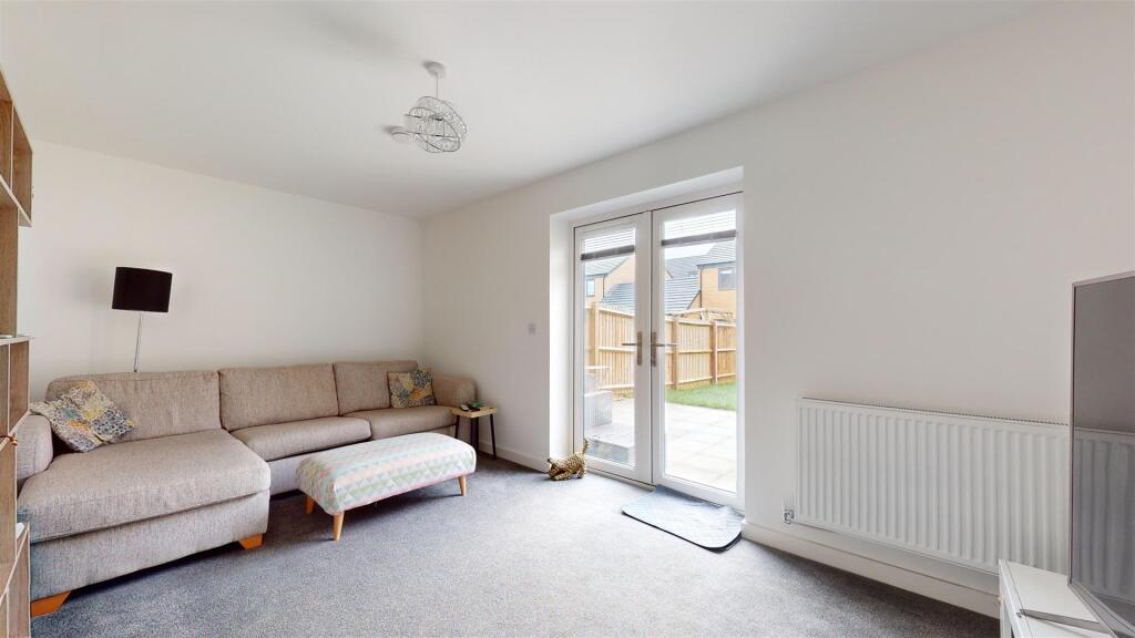 Additional property image - Hengrove Square, Hengrove