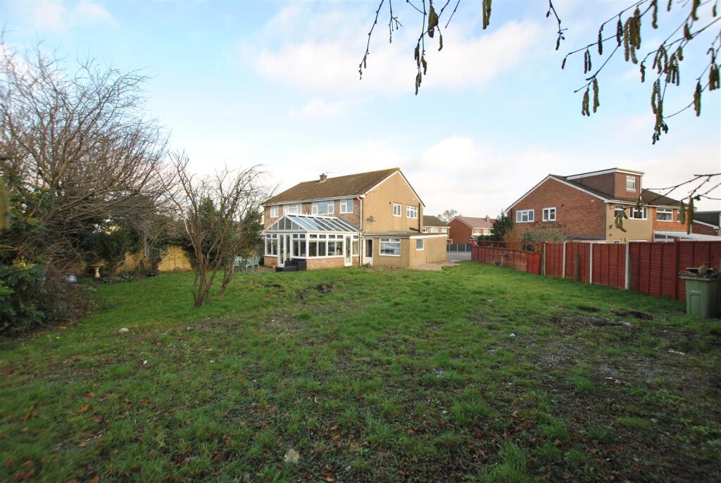 Additional property image - Pynne Close, Stockwood, Bristol