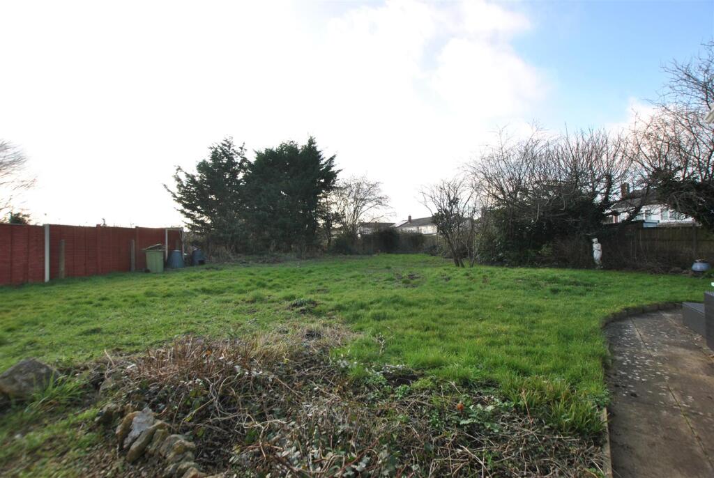 Additional property image - Pynne Close, Stockwood, Bristol