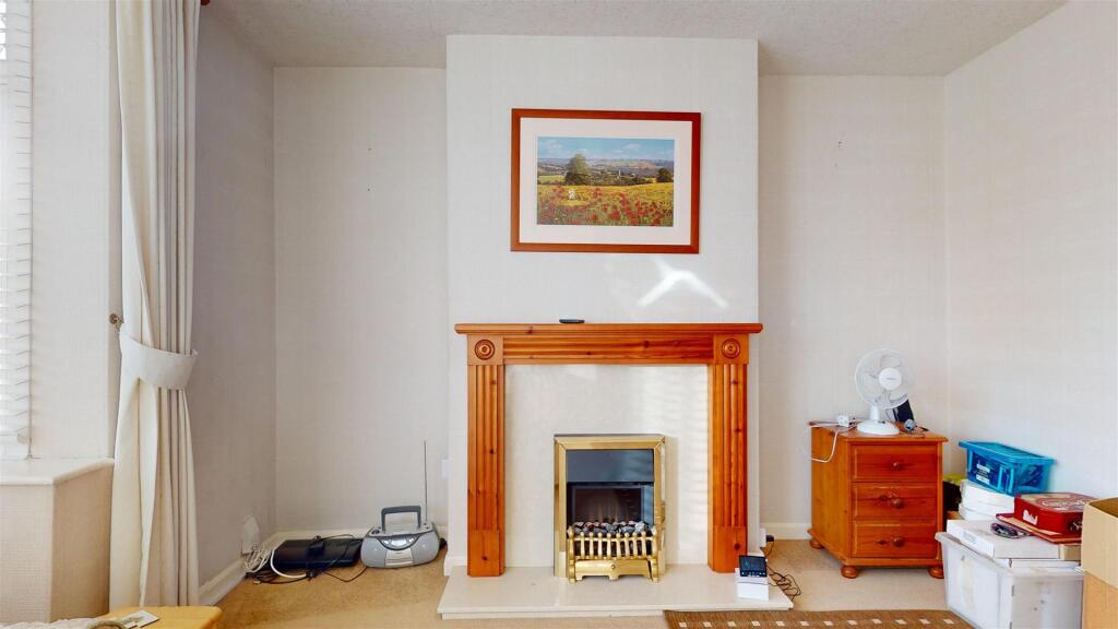 Additional property image - Queens Road, Knowle, Bristol