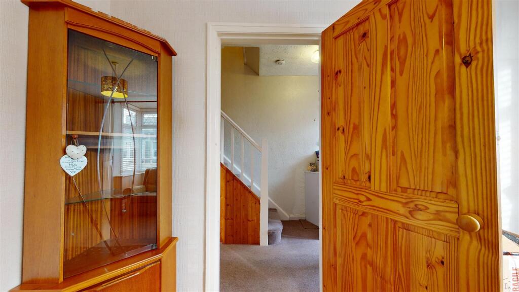 Additional property image - Queens Road, Knowle, Bristol
