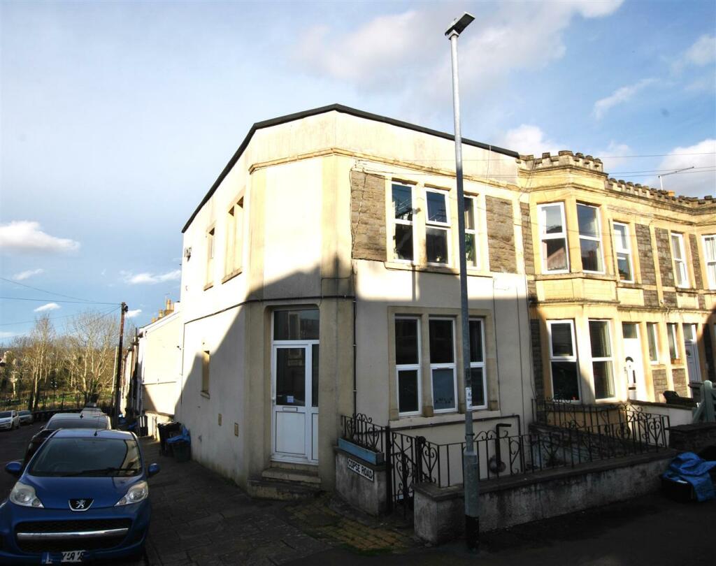 1 bedroom flat for sale in Somerset Road, Knowle, Bristol, BS4