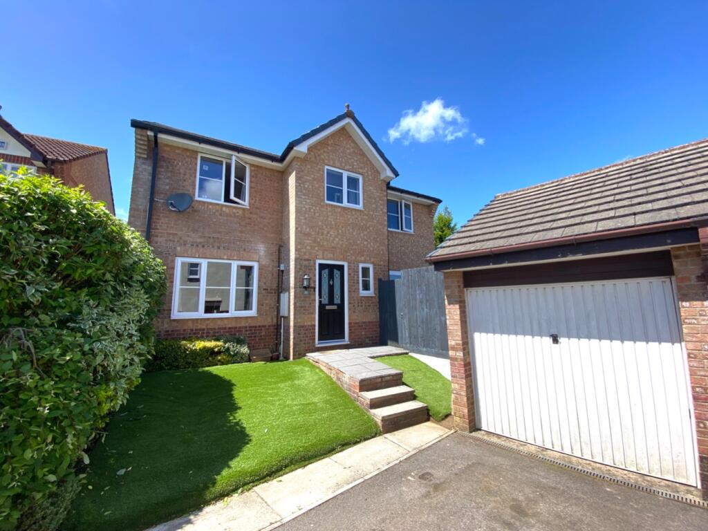 4 bedroom detached house for sale in Naishes Ave, Peasedown St John, BA2