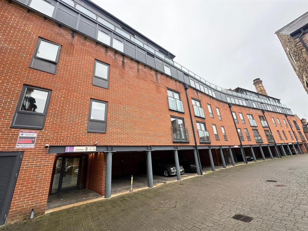 Main image of property: St. Thomas Street, Oxford