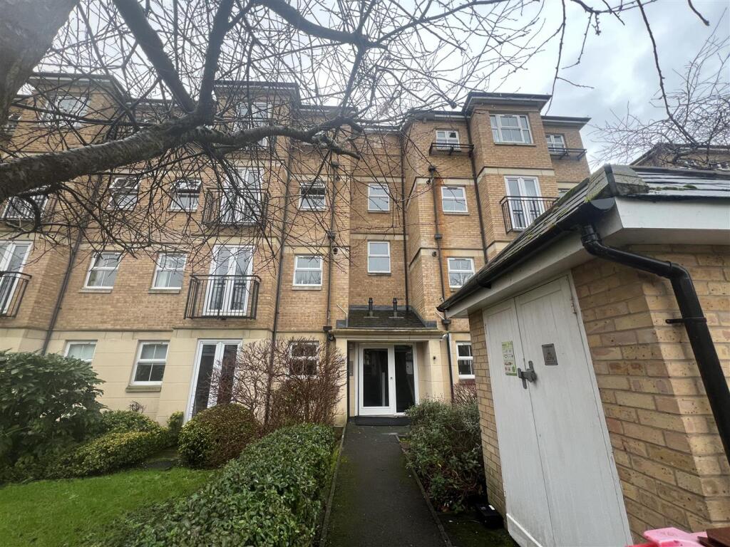 Main image of property: Venneit Close, Roger Dudman Way, Oxford