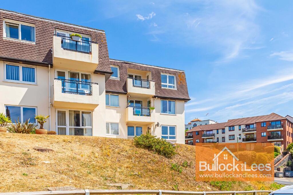 Main image of property: Boscombe Spa, Bournemouth, 2 bed, garage, sea view & balcony